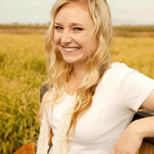 Meet your Posher, Bailey